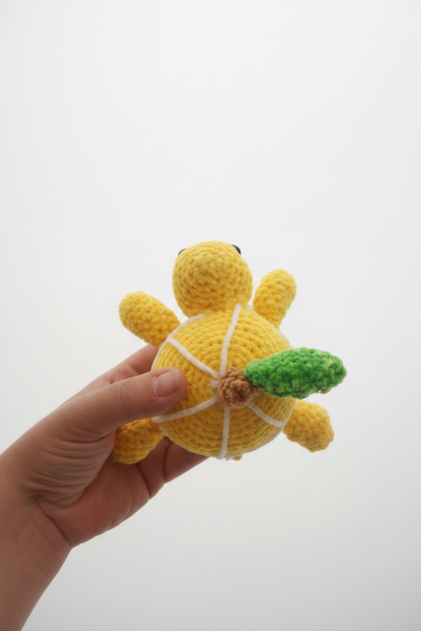 Tortue Citron au Crochet – Collection Tortues Fruitées | Pièce Unique
