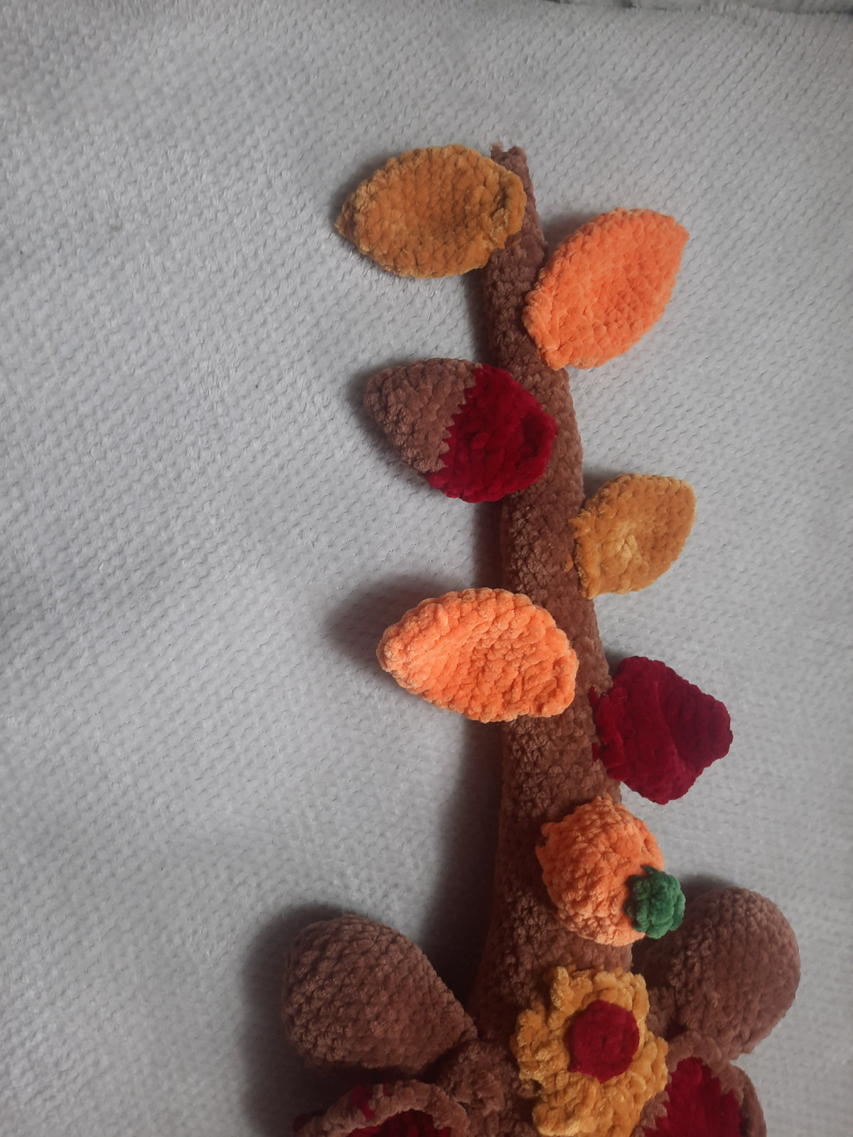 Dragon Automne au Crochet – Grande Création Décorative Artisanale 76 cm