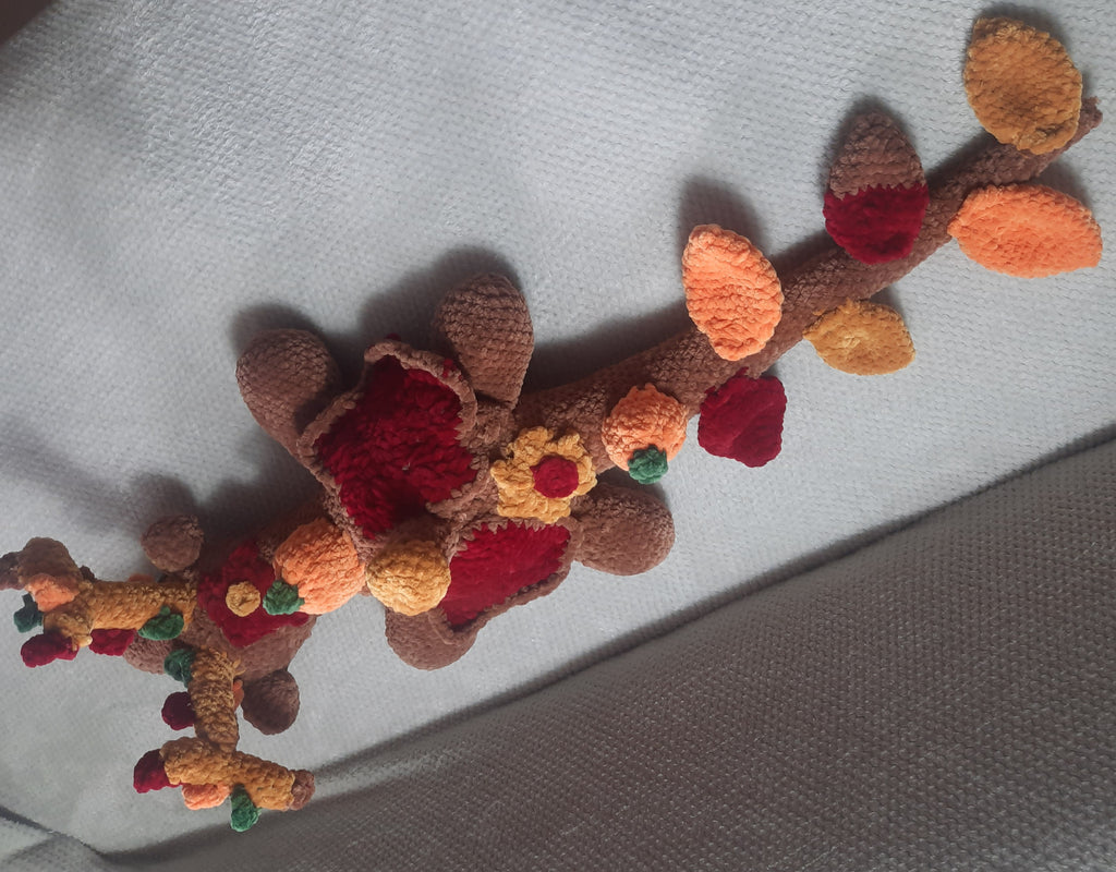 Dragon Automne au Crochet – Grande Création Décorative Artisanale 76 cm